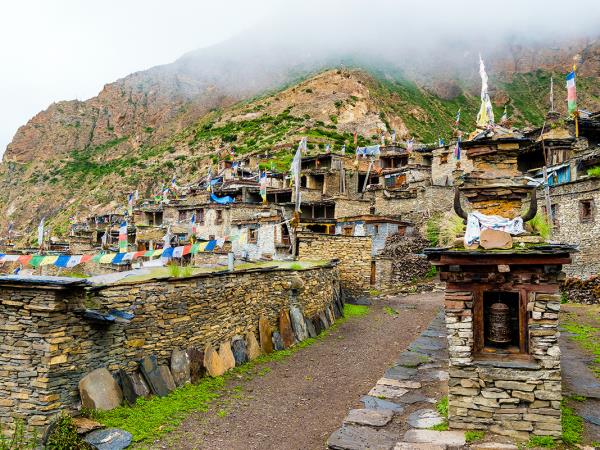 Nar Phu Valley Trek