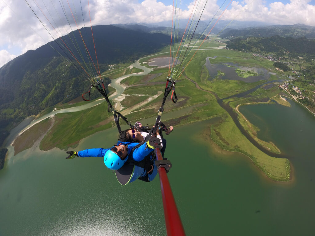 Paragliding in Pokhara2